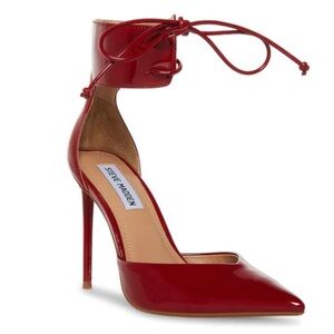 Maroon/Burgundy Patent dressy Heels STEVE MADDEN